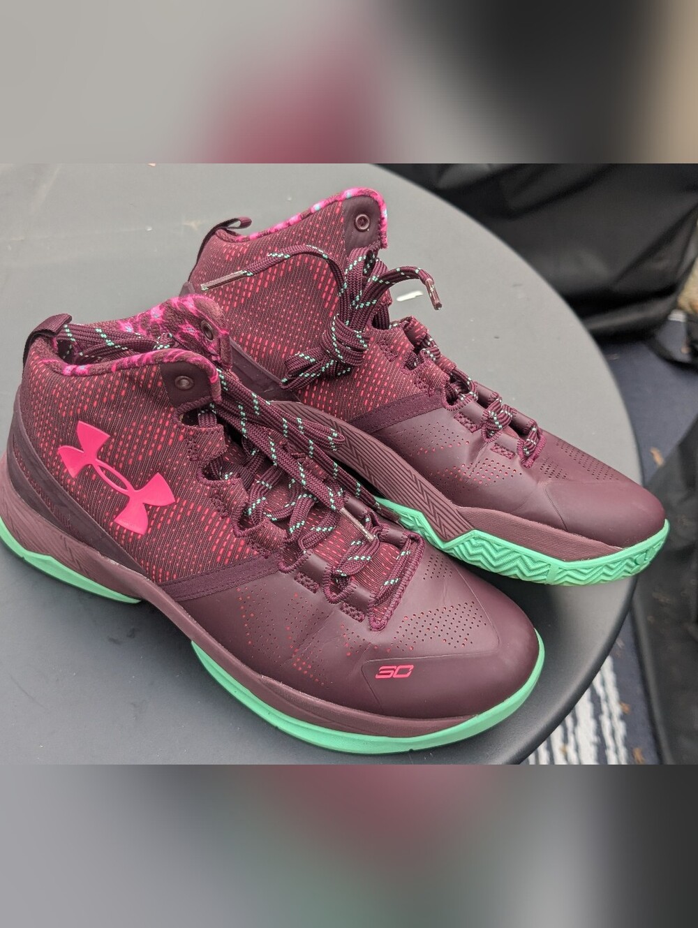 Under Armour Girls Curry Shoes Size 6y